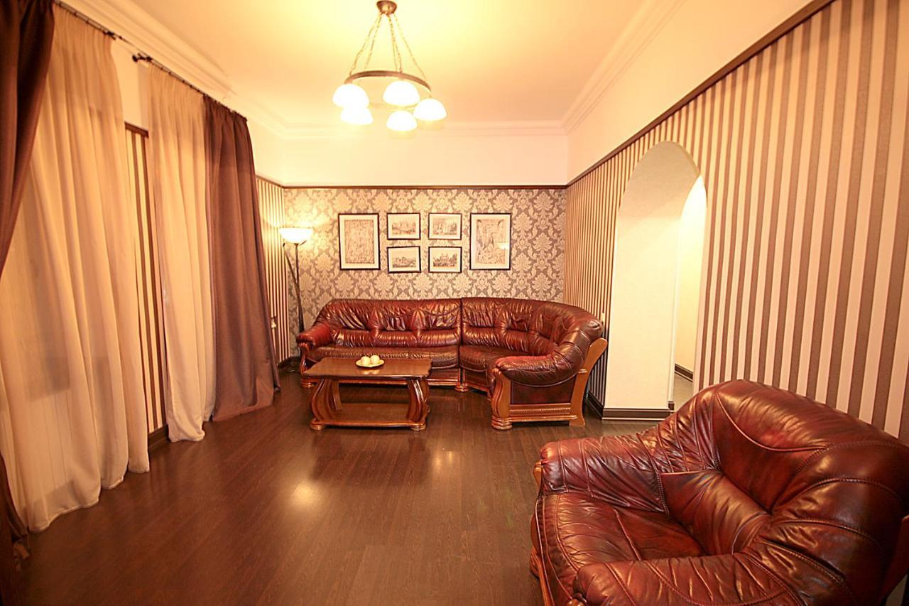 Inn Home Apartments In Kiev Center Exterior photo