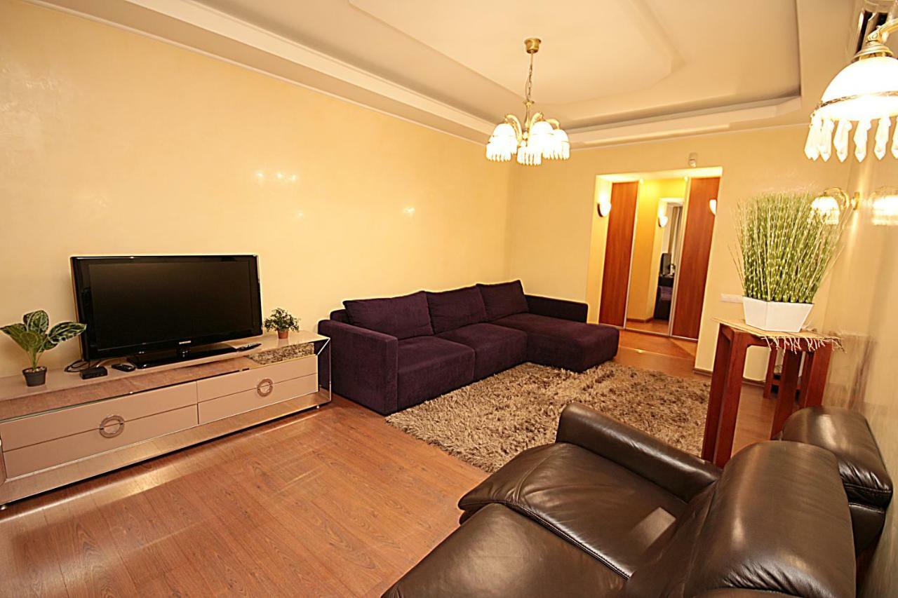 Inn Home Apartments In Kiev Center Exterior photo